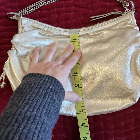 Vtg Banana Republic Gold Leather, bag with shoulder chain - Picture 13 of 15